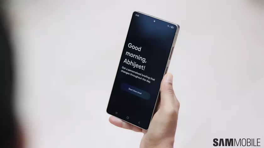 Samsung расширяет горизонты: Galaxy S24 с интеграцией Now Brief в One UI 7