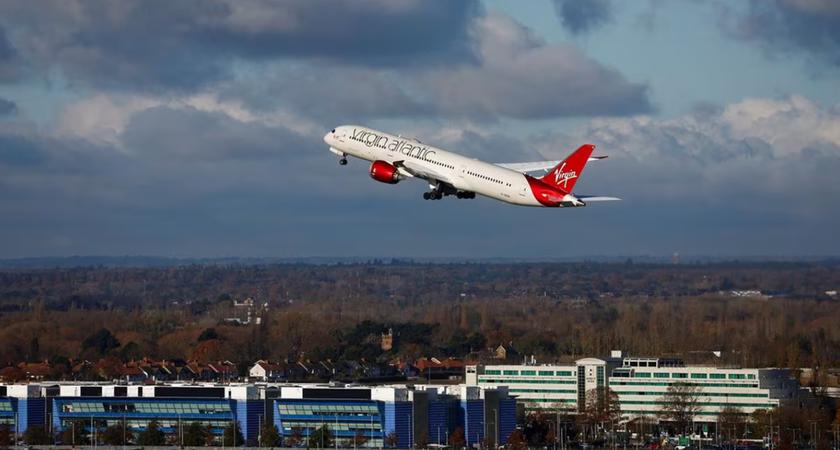 Пассажирский самолёт Virgin Atlantic совершает первый в истории перелёт через Атлантику на экологически чистом топливе