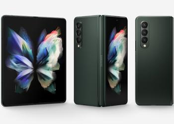Samsung Galaxy Fold 3 received a stable version of Android 13 with One UI 5.0, but the firmware is not yet available to all