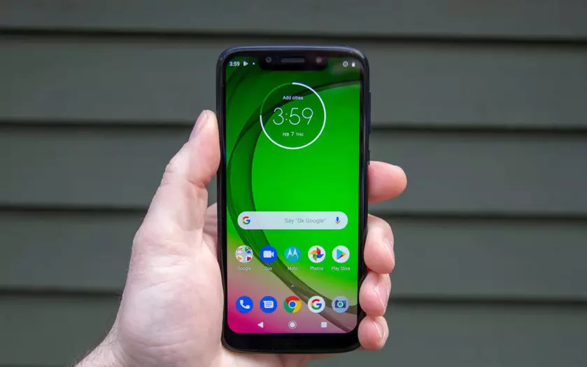 Лучше поздно, чем никогда: Motorola выпустила обновление Android 10 для Moto G7 Play