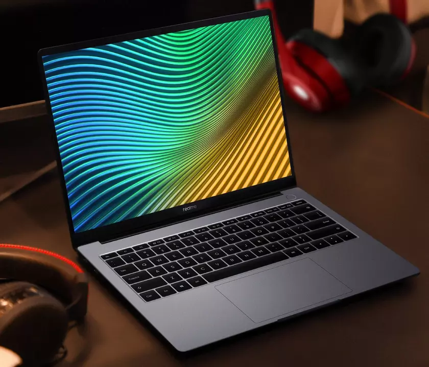 Теперь официально: первый ноутбук Realme представят 18 августа