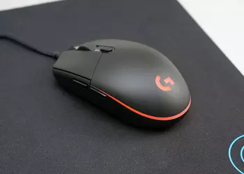 Обзор игровой мышки Logitech G Pro с прицелом на киберспортсменов