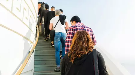 Apple Intelligence beta will require a waiting list for access