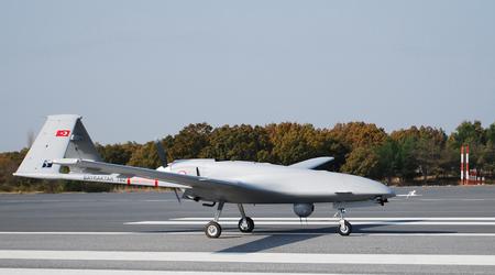 The Romanian Army has received the first Turkish Bayraktar TB2 drones into service