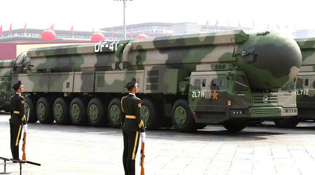 Пентагон побоюється, що Китай створить міжконтинентальну балістичну ракету, яка зможе вразити цілі на континентальній території США, Алясці та Гаваях