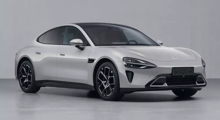 Xiaomi SU7 впервые показался на качественных изображениях – электромобиль получит двигатель мощностью до 673 л. с., аккумулятор CATL или BYD и скорость до 210 км/ч