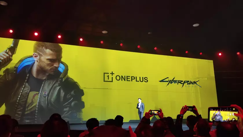 OnePlus выпустит еще и «умные» часы в стиле Cyberpunk 2077