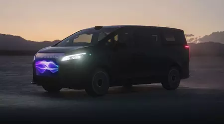 Faraday Future a présenté FX Super One : un minibus électrique avec un “visage” sur une grille LED