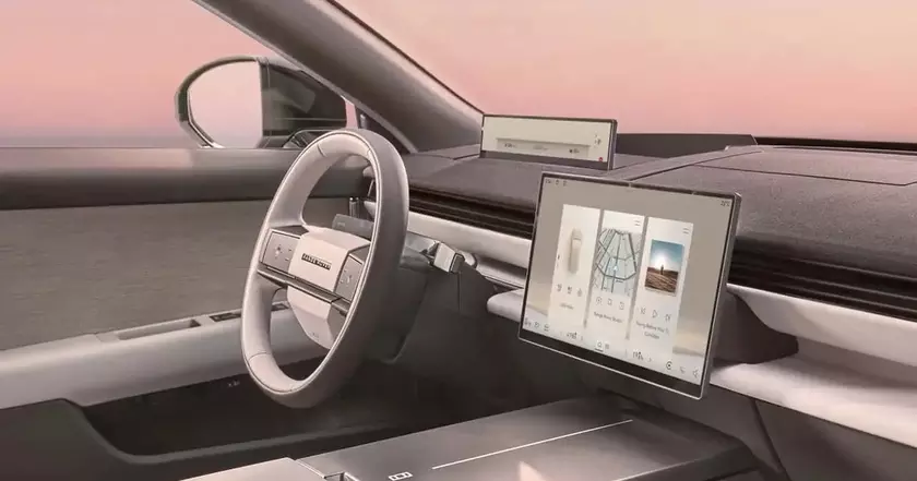 Range Rover заявляет об отказе от больших экранов в салоне