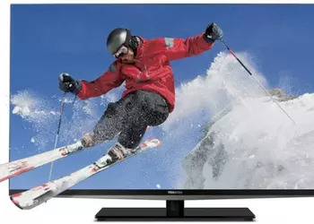 Два 3D-телевизора Toshiba с тонкими рамками: L6200 и L7200
