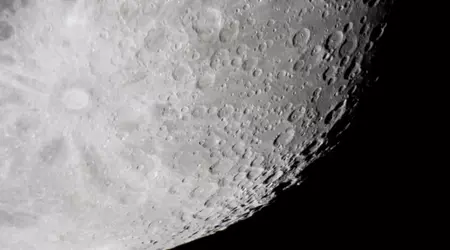 Космічний стрім: NASA показало зворотний бік Місяця у високій якості