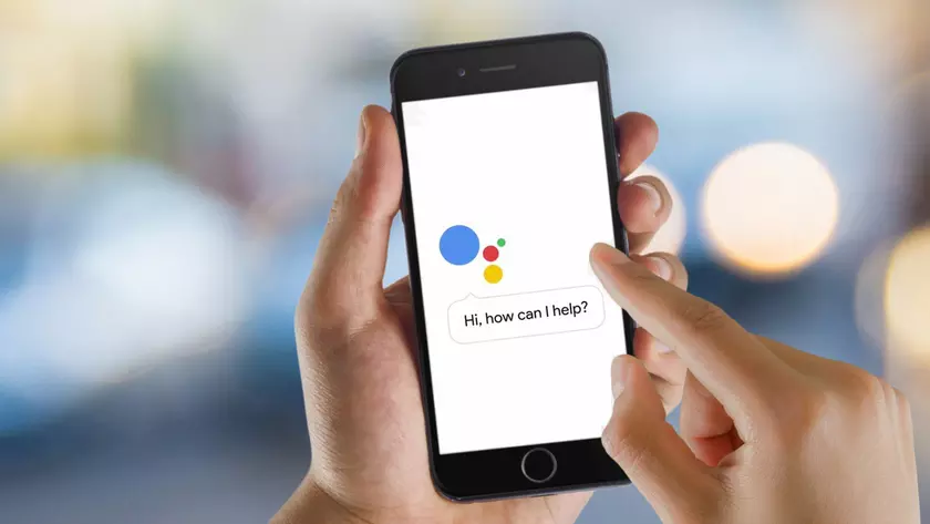Google Assistant научился понимать несколько языков одновременно