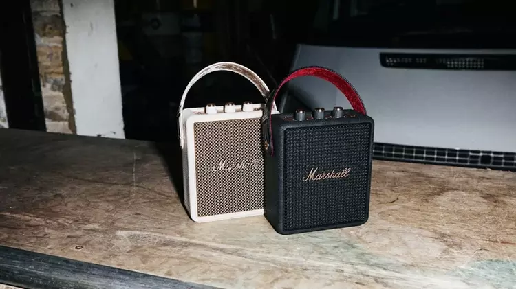 Marshall Stockwell III: 40-hour battery, replaceable ...