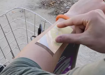 «Умный» браслет Cicret превратит руку в планшет