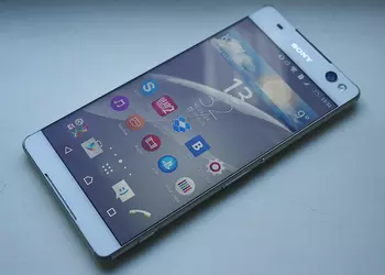 «Лопата» без рамок: обзор 6-дюймового смартфона Sony Xperia C5 Ultra