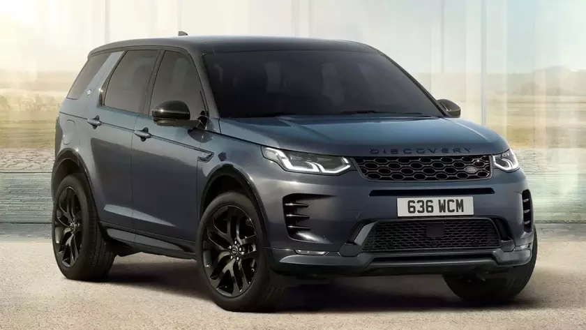 Кроссовер Land Rover Discovery Sport на бездорожье