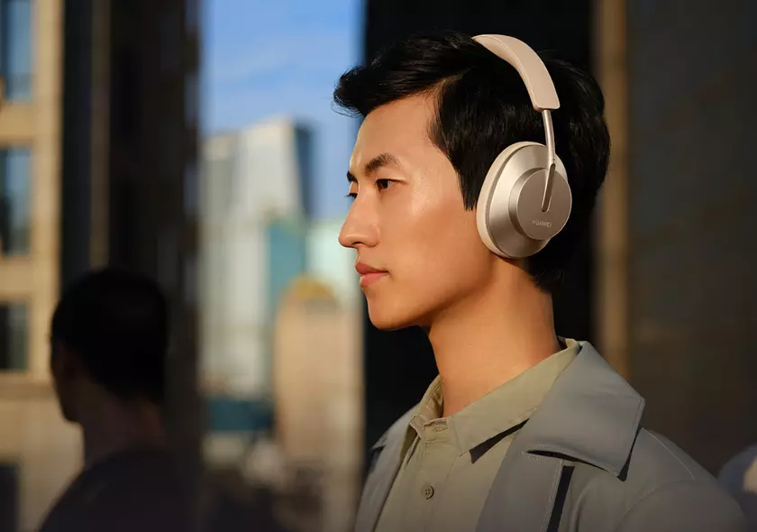 Вышло новое обновление для Huawei FreeBuds Studio: исправили ошибки и добавили несколько функций