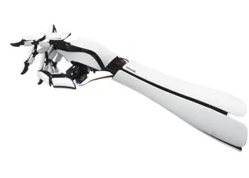 Бионический протез руки с управлением с помощью смартфона (видео)