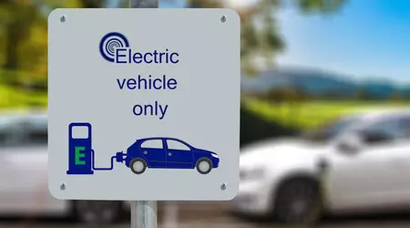 La Californie compte désormais plus de stations de recharge pour véhicules électriques que de stations-service