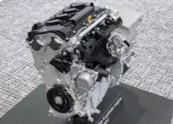 Новые двигатели Toyota могут появиться даже в электромобилях с увеличителем запаса хода (EREV)
