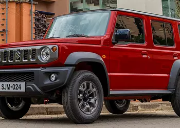 Suzuki вынуждена остановить прием заказов на пятидверный Jimny в Японии — слишком много желающих