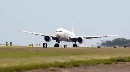 NASA оновила флот: Boeing 777 замінить старий DC-8 у ролі летючої лабораторії