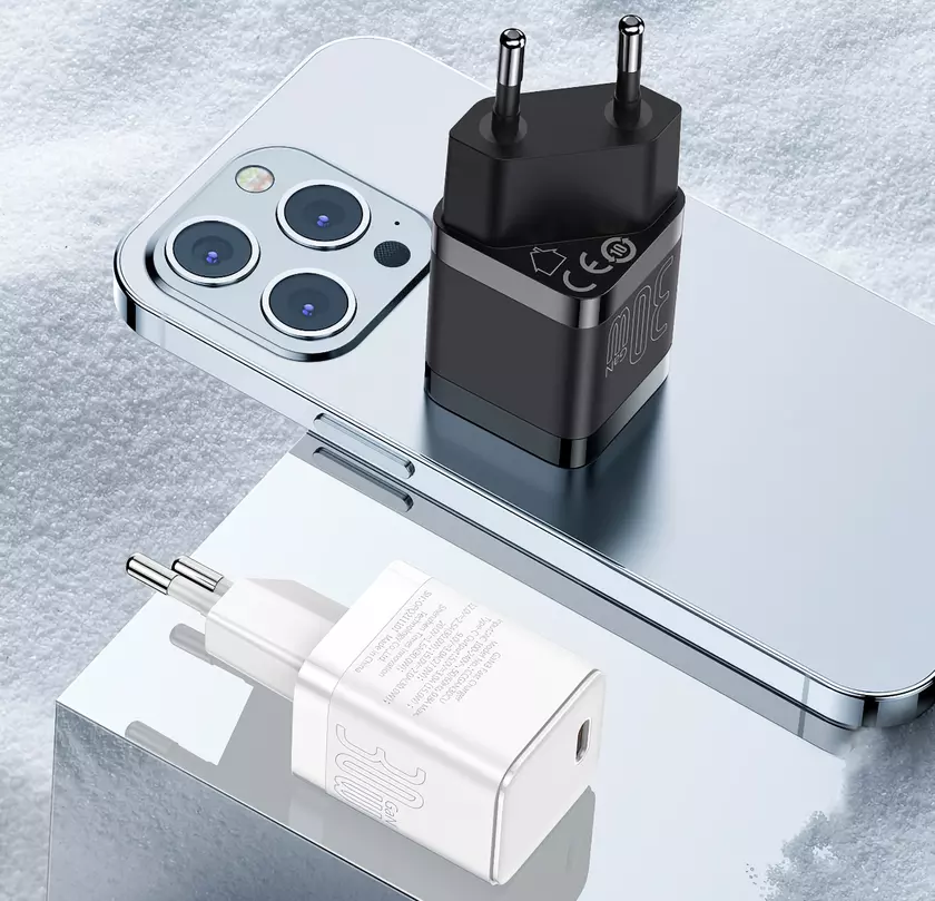 GaN-зарядка Baseus на 30 Вт с портом USB-C дешевле $20