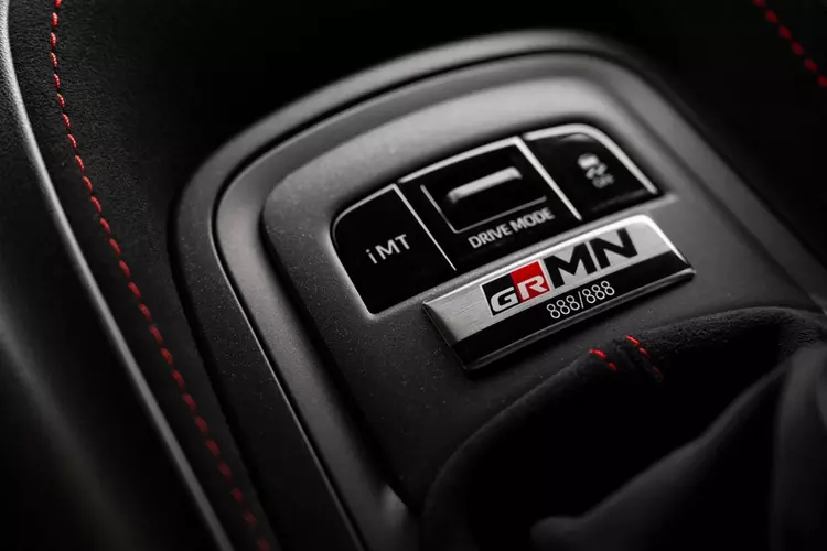 Toyota GRMN Corolla: три цилиндра, два места и очень много амбиций