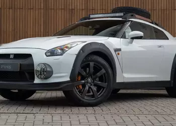 Nissan GT-R turned into an SUV ...
