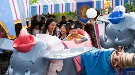Disney poursuivi pour reconnaissance faciale dans ses parcs : ce que ça change en Europe