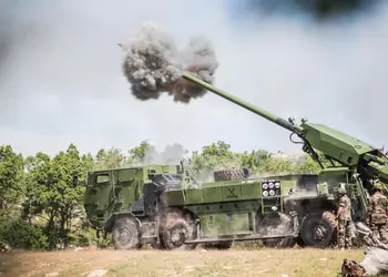 Франция кратно увеличила производство самоходных гаубиц CAESAR и ракетных перехватчиков Mistral