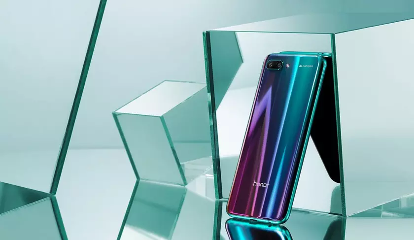 Анонс Huawei Honor 10 GT: 8 ГБ ОЗУ и фирменные программные доработки