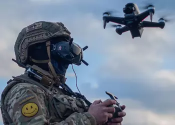 75 танков, 88 бронированных машин, 52 самоходные артиллерийские установки и другое вооружение: ВСУ за неделю с помощью дронов уничтожили и повредили 428 единиц российской техники