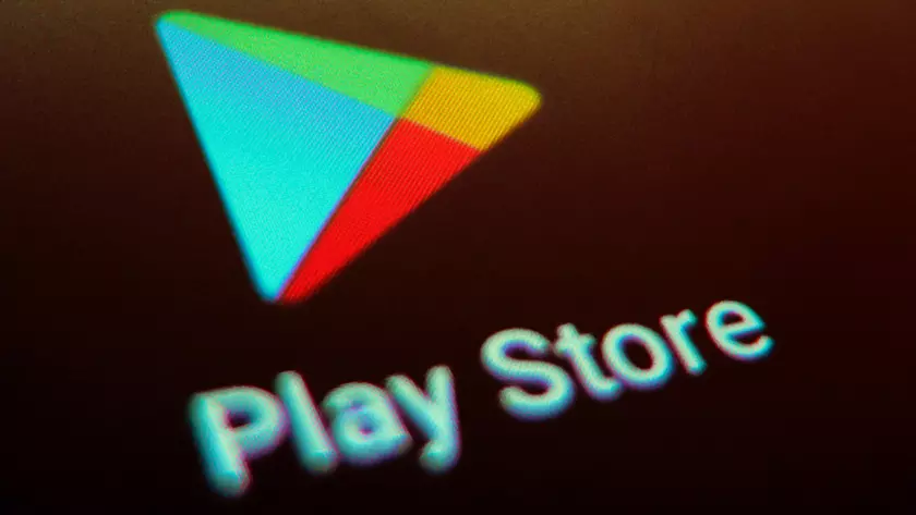 Более 10 млн пользователей установили опасное приложение под видом обновления Samsung