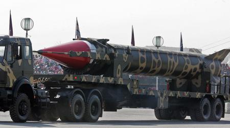 Pakistan tester Ghauri væskedrevet ballistisk missil med en rekkevidde på 1 500 km.