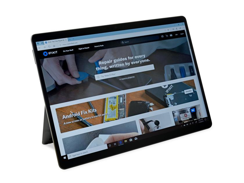 iFixit uznał Microsoft Surface Pro X za jeden z najbardziej łatwych w utrzymaniu tabletów na rynku