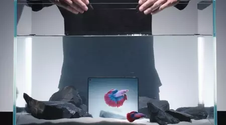 Le Vivo X Fold 5 peut être immergé jusqu'à 3 mètres et plié 1000 fois sous l'eau (vidéo)