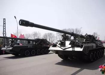 Украинские бойцы поразили северокорейскую САУ Koksan в Донецкой области