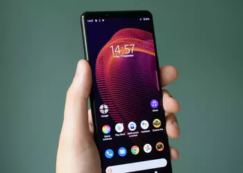 Snapdragon 8 Gen1, три 48-МП камеры и дисплей 4K – стали известны характеристики Sony Xperia 1 IV