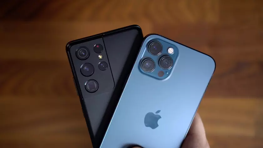 Samsung вновь троллит Apple, высмеивая камеру iPhone 12 Pro Max