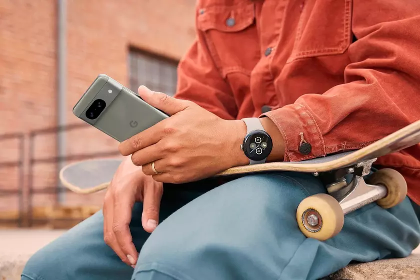 Google, это дискриминация: Pixel 8 не получит ИИ Gemini Nano