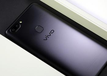 Frameless Vivo V9 appeared on new photos