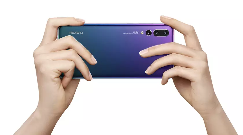 Флагман 2018 года Huawei P20 Pro получил крупное обновление EMUI 10.0.0.193 с новыми функциями на глобальном рынке