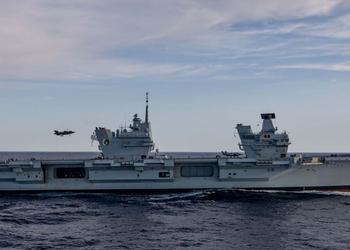 Флагманский авианосец HMS Queen Elizabeth с истребителями пятого поколения F-35 Lightning II успешно провёл серию имитационных ударных миссий у берегов Норвегии