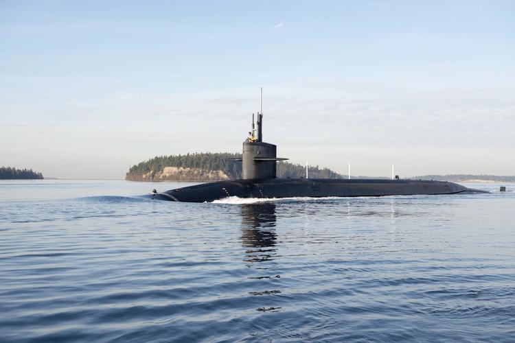ВМС США продлят срок службы до пяти атомных субмарин класса Ohio с межконтинентальными баллистическими ракетами и ядерным оружием