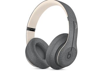 Apple has teamed up with A-COLD-WALL to introduce a special version of the Beats Studio 3 wireless headphones