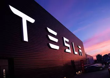 Хакеры взломали облако Tesla на Amazon Web Service, чтобы майнить криптовалюту