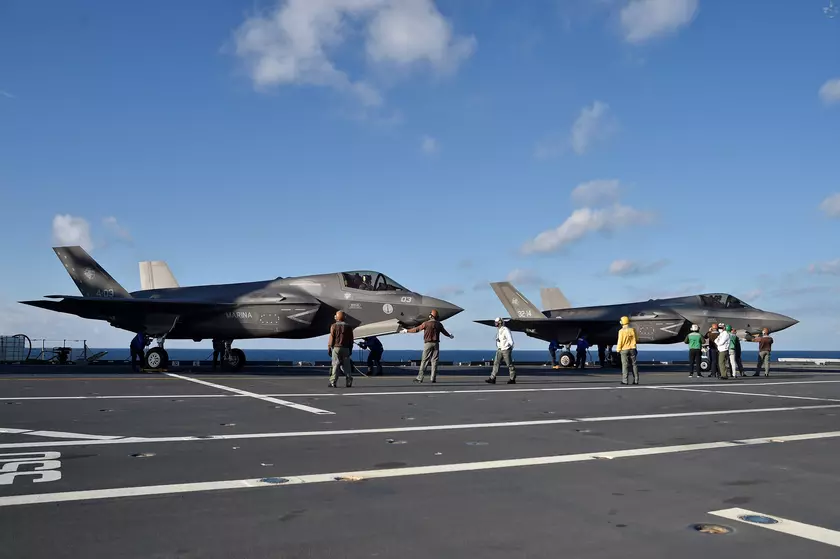 Вместе, но врозь: Италия придумала, как использовать небольшой парк истребителей F-35B Lightning II