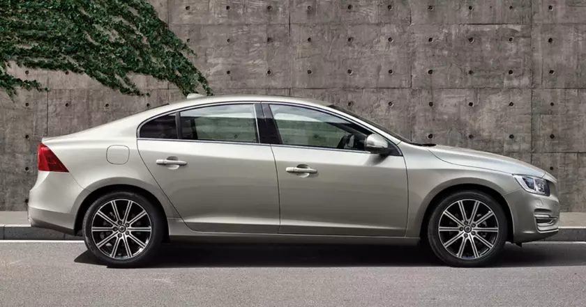 Volvo S60L 2017