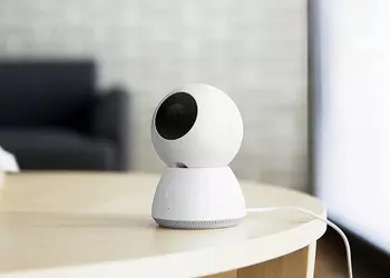 Xiaomi представила новую домашнюю камеру Mi White Smart Camera 